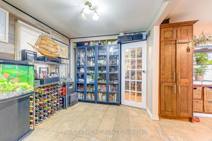 Photo 19 at 64 Wexford Avenue N, Crown Point, Hamilton