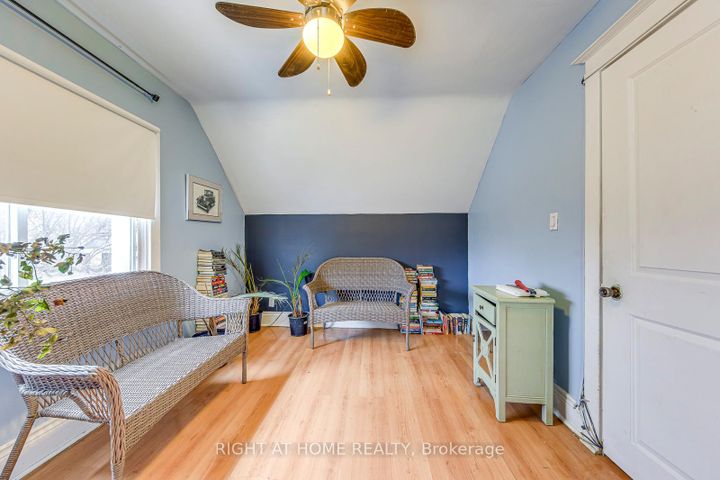 Photo 25 at 64 Wexford Avenue N, Crown Point, Hamilton