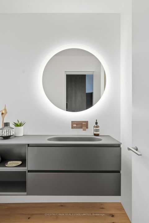 Photo 17 at 327 - 40 Oaklands Avenue, St. Clair, Toronto