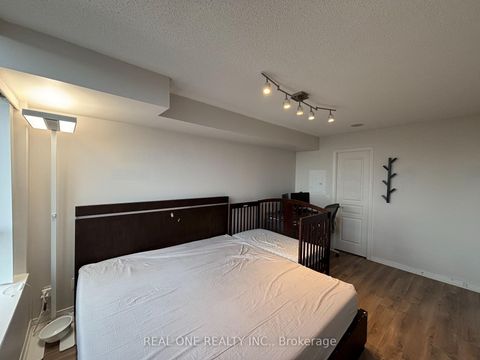 Photo 7 at 1203 - 310 Red Maple Road, Langstaff, Richmond Hill
