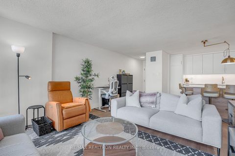 Photo 15 at 1713 - 4185 Shipp Drive, City Centre, Mississauga