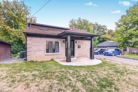 Photo 3 at 585 Wilson Road N, Eastdale, Oshawa