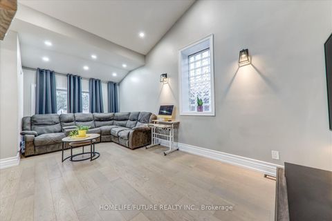 Photo 9 at 585 Wilson Road N, Eastdale, Oshawa