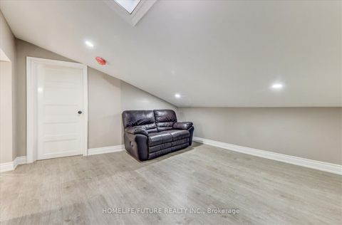 Photo 28 at 585 Wilson Road N, Eastdale, Oshawa