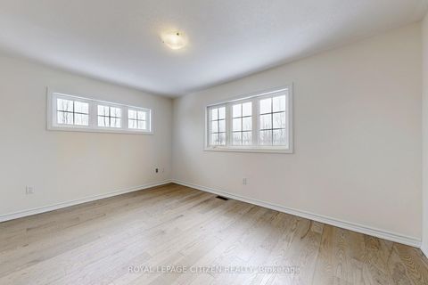 Photo 14 at 129 Cliff Thompson Crescent, Sutton & Jackson's Point, Georgina