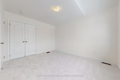 Photo 21 at 129 Cliff Thompson Crescent, Sutton & Jackson's Point, Georgina