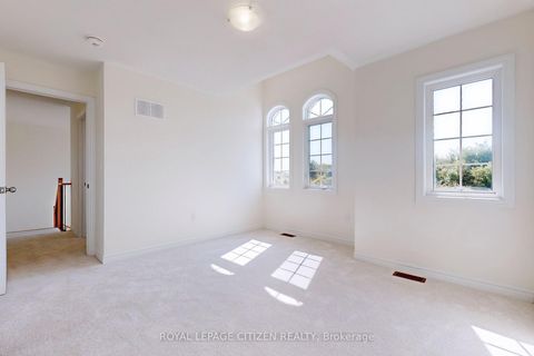 Photo 37 at 140 Hawkins Street, Sutton & Jackson's Point, Georgina