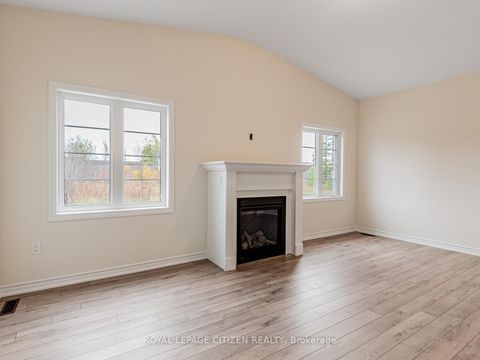 Photo 18 at 7 Jeanne Pynn Avenue, Sutton & Jackson's Point, Georgina