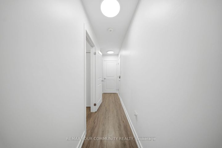 Photo 4 at 21 Hearne Street, Vaughan Grove, Vaughan