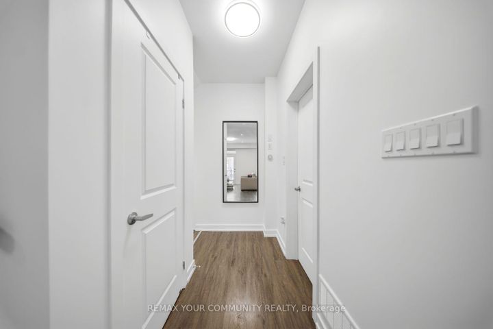 Photo 7 at 21 Hearne Street, Vaughan Grove, Vaughan