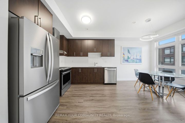 Photo 16 at 21 Hearne Street, Vaughan Grove, Vaughan