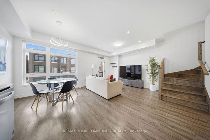 Photo 19 at 21 Hearne Street, Vaughan Grove, Vaughan