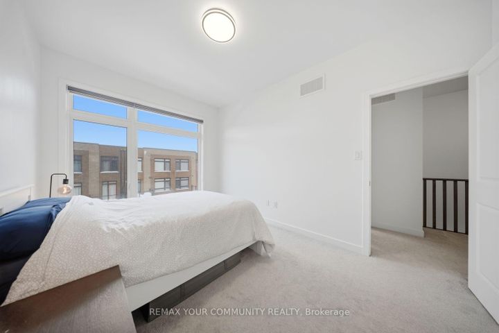 Photo 29 at 21 Hearne Street, Vaughan Grove, Vaughan