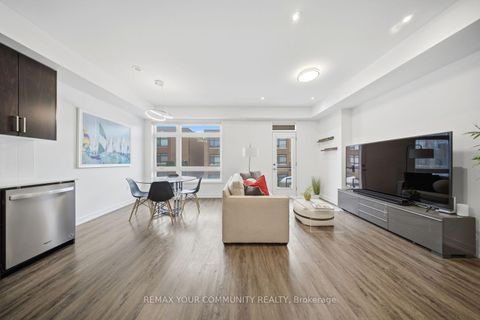 Photo 9 at 21 Hearne Street, Vaughan Grove, Vaughan