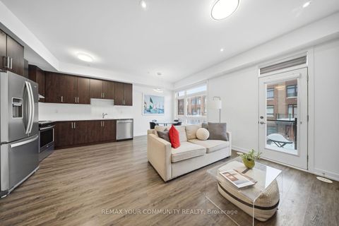 Photo 13 at 21 Hearne Street, Vaughan Grove, Vaughan