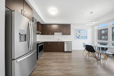 Photo 16 at 21 Hearne Street, Vaughan Grove, Vaughan