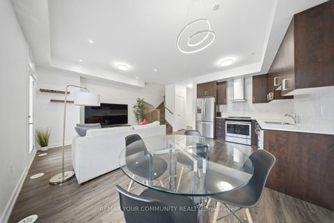 Photo 22 at 21 Hearne Street, Vaughan Grove, Vaughan