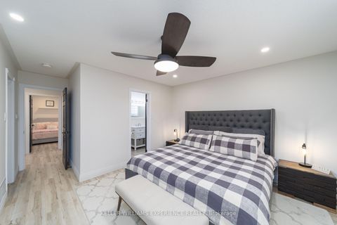 Photo 13 at 61 Silver Maple Crescent, Holly, Barrie