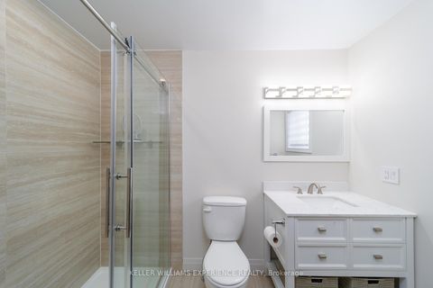 Photo 15 at 61 Silver Maple Crescent, Holly, Barrie