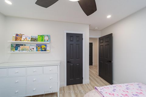 Photo 19 at 61 Silver Maple Crescent, Holly, Barrie