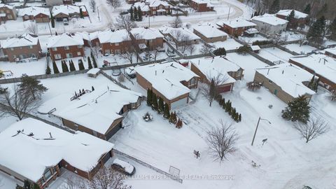 Photo 37 at 61 Silver Maple Crescent, Holly, Barrie