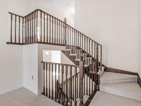 Photo 23 at 7 Wayne Allison Drive, Sutton & Jackson's Point, Georgina