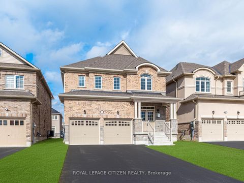 Photo 1 at 4 Heather Fullerton Road, Sutton & Jackson's Point, Georgina