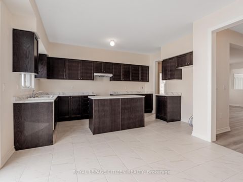 Photo 13 at 4 Heather Fullerton Road, Sutton & Jackson's Point, Georgina