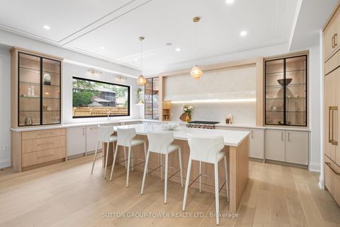 Photo 12 at 121 Edgecroft Road, Queensway, Toronto