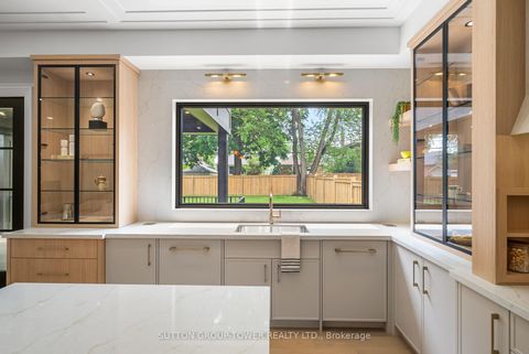 Photo 16 at 121 Edgecroft Road, Queensway, Toronto