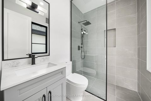 Photo 41 at 121 Edgecroft Road, Queensway, Toronto