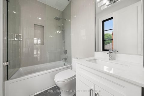 Photo 42 at 121 Edgecroft Road, Queensway, Toronto