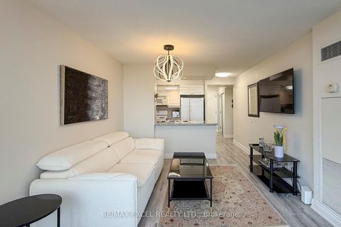 Photo 12 at 814 - 10 Northtown Way, Willowdale East, Toronto