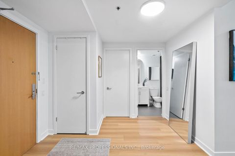 Photo 13 at 1505 - 375 King Street W, Waterfront Communities C1, Toronto