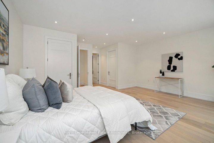 Photo 24 at 63 Troy Street, Mineola, Mississauga