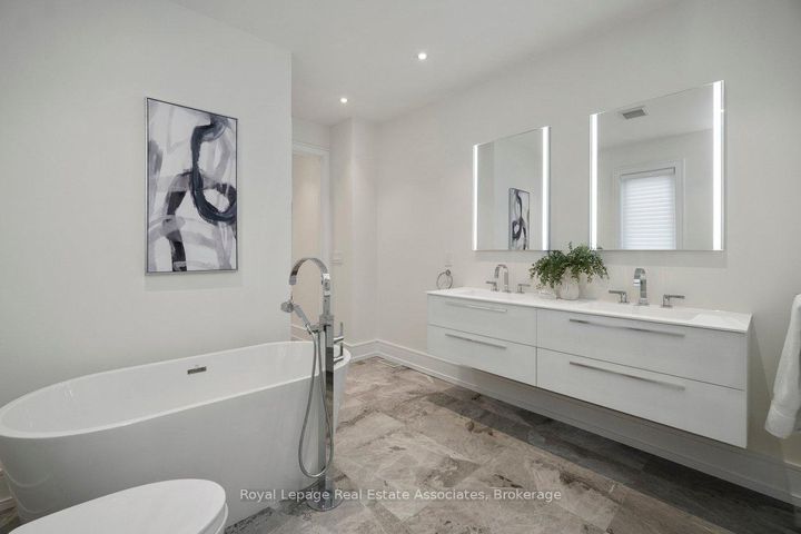 Photo 27 at 63 Troy Street, Mineola, Mississauga