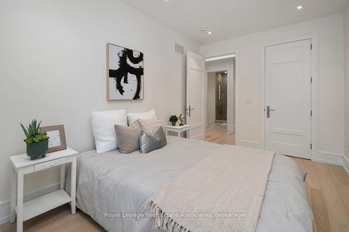 Photo 29 at 63 Troy Street, Mineola, Mississauga