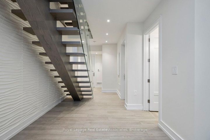 Photo 37 at 63 Troy Street, Mineola, Mississauga