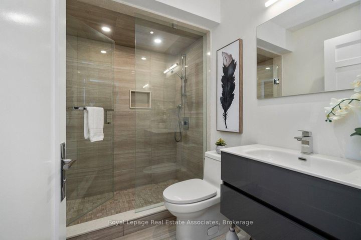 Photo 41 at 63 Troy Street, Mineola, Mississauga