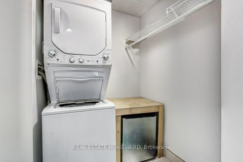 Photo 10 at 3504 - 39 Roehampton Avenue E, Mount Pleasant West, Toronto