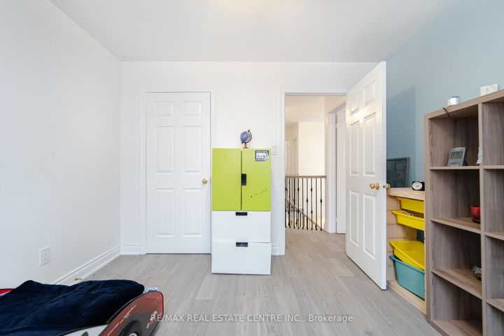 Photo 29 at 6150 Bankhead Court, East Credit, Mississauga