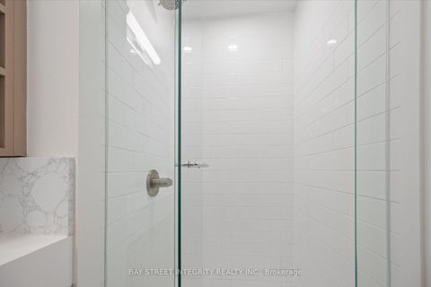 Photo 11 at 606 - 319 Jarvis Street, Moss Park, Toronto