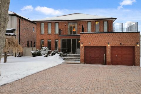Photo 1 at 24 Bellbrook Road, L'Amoreaux, Toronto
