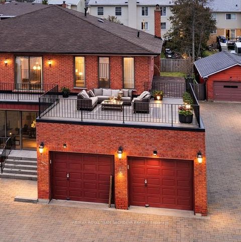 Photo 3 at 24 Bellbrook Road, L'Amoreaux, Toronto