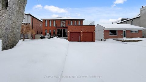 Photo 4 at 24 Bellbrook Road, L'Amoreaux, Toronto