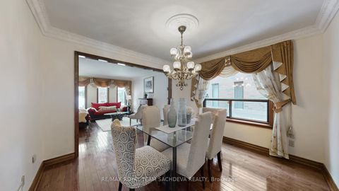 Photo 11 at 24 Bellbrook Road, L'Amoreaux, Toronto