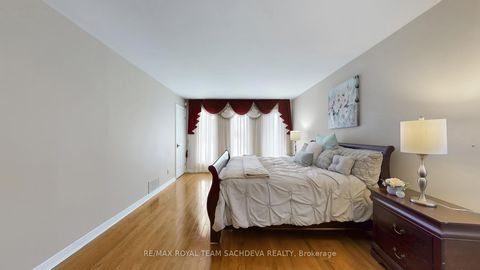 Photo 23 at 24 Bellbrook Road, L'Amoreaux, Toronto