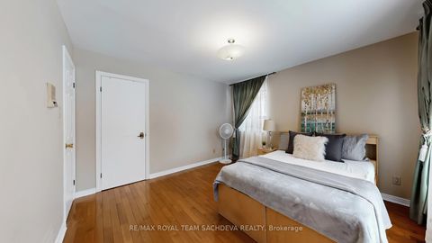 Photo 27 at 24 Bellbrook Road, L'Amoreaux, Toronto