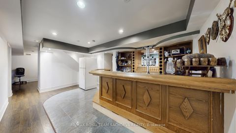 Photo 37 at 24 Bellbrook Road, L'Amoreaux, Toronto