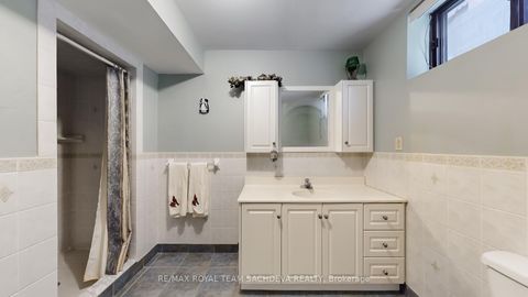 Photo 42 at 24 Bellbrook Road, L'Amoreaux, Toronto